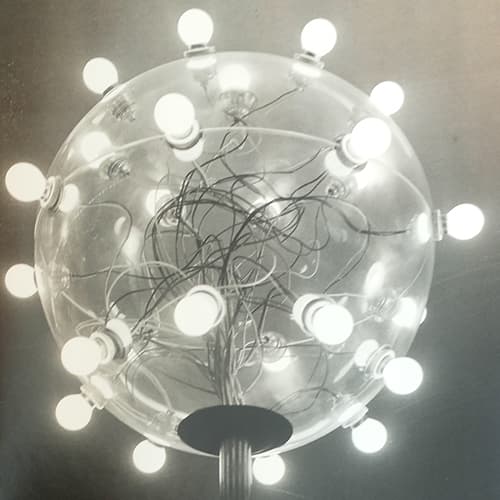 Prototipo di lampada in perspex